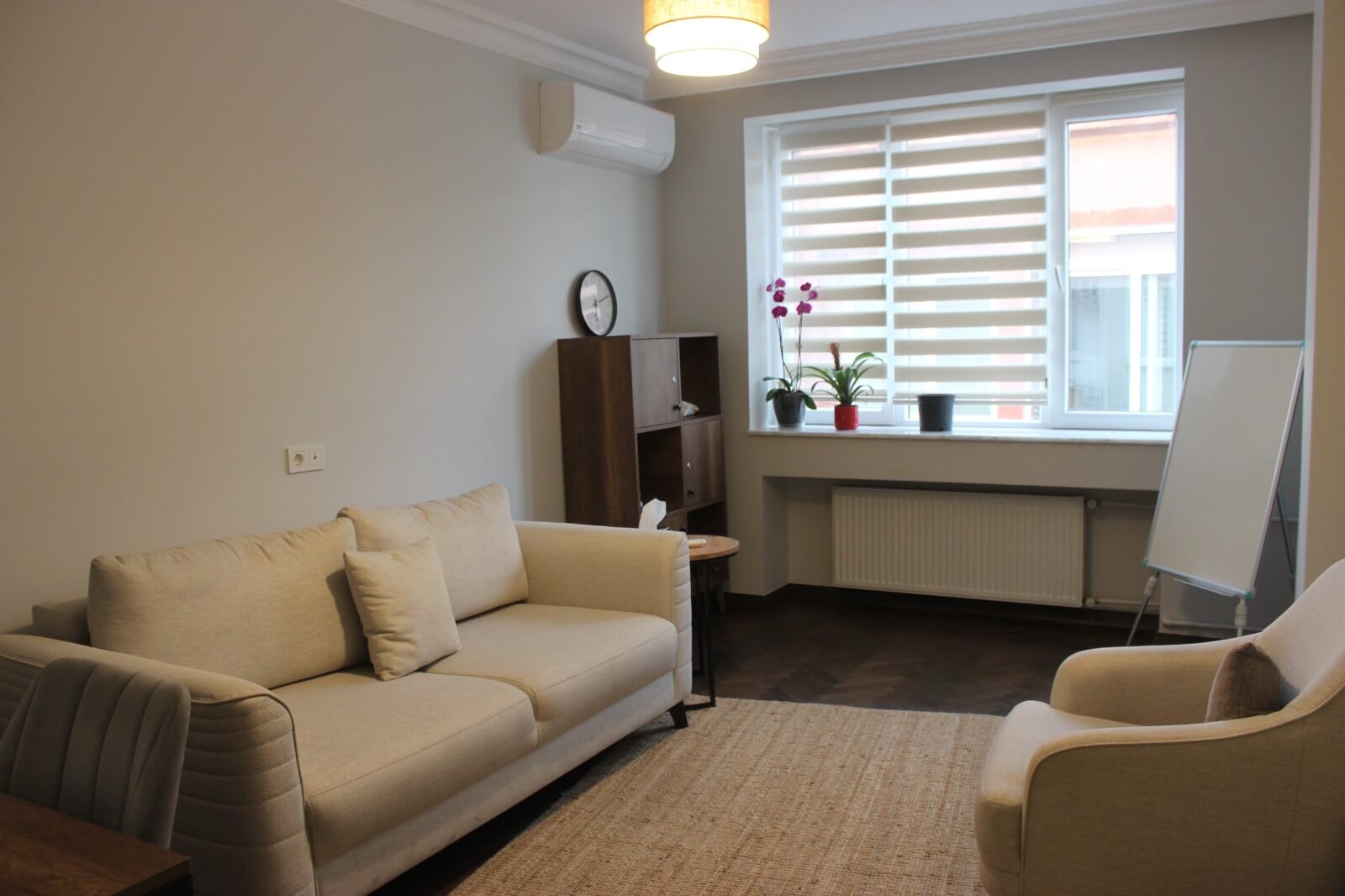Gri Cevher Psikoloji ofis fotoğrafı 1